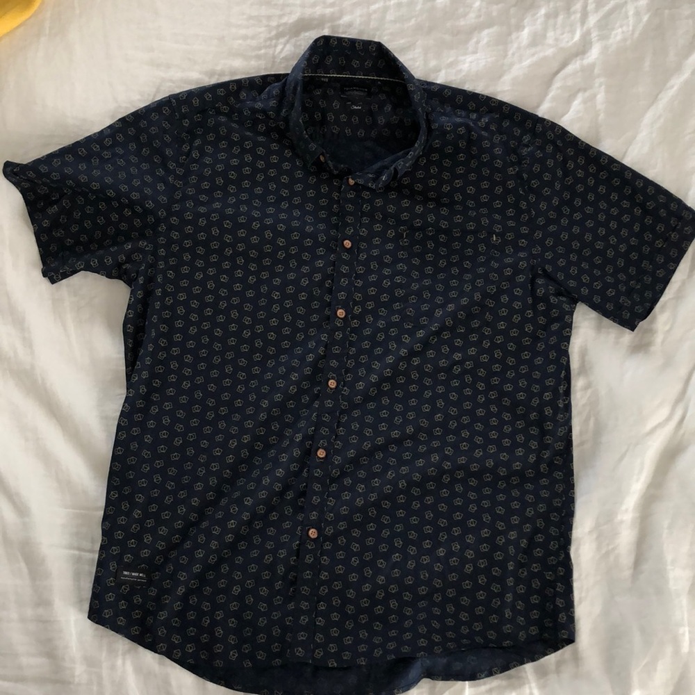 7 Diamonds Crystal Film Shirt